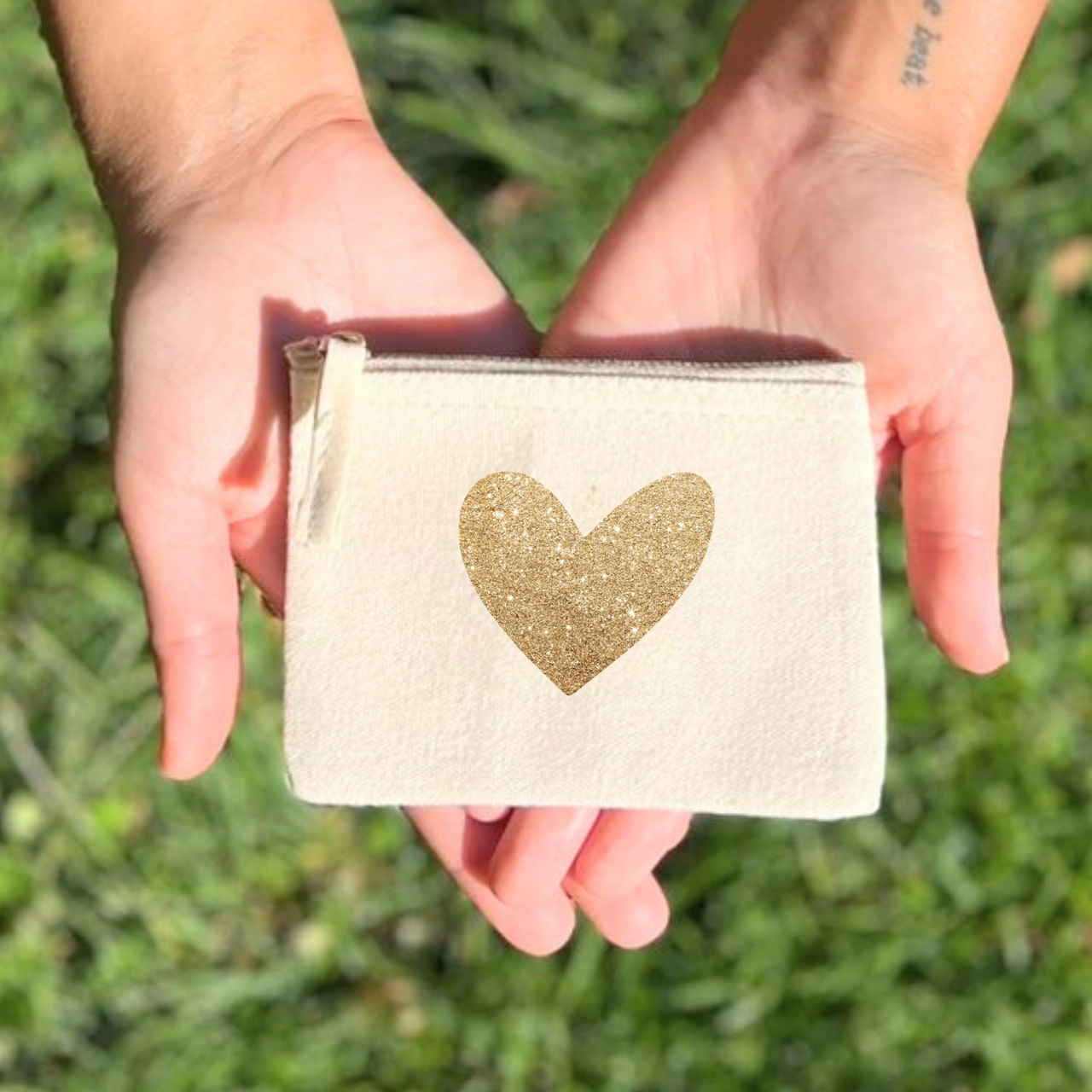 Малко портмоне със сърце