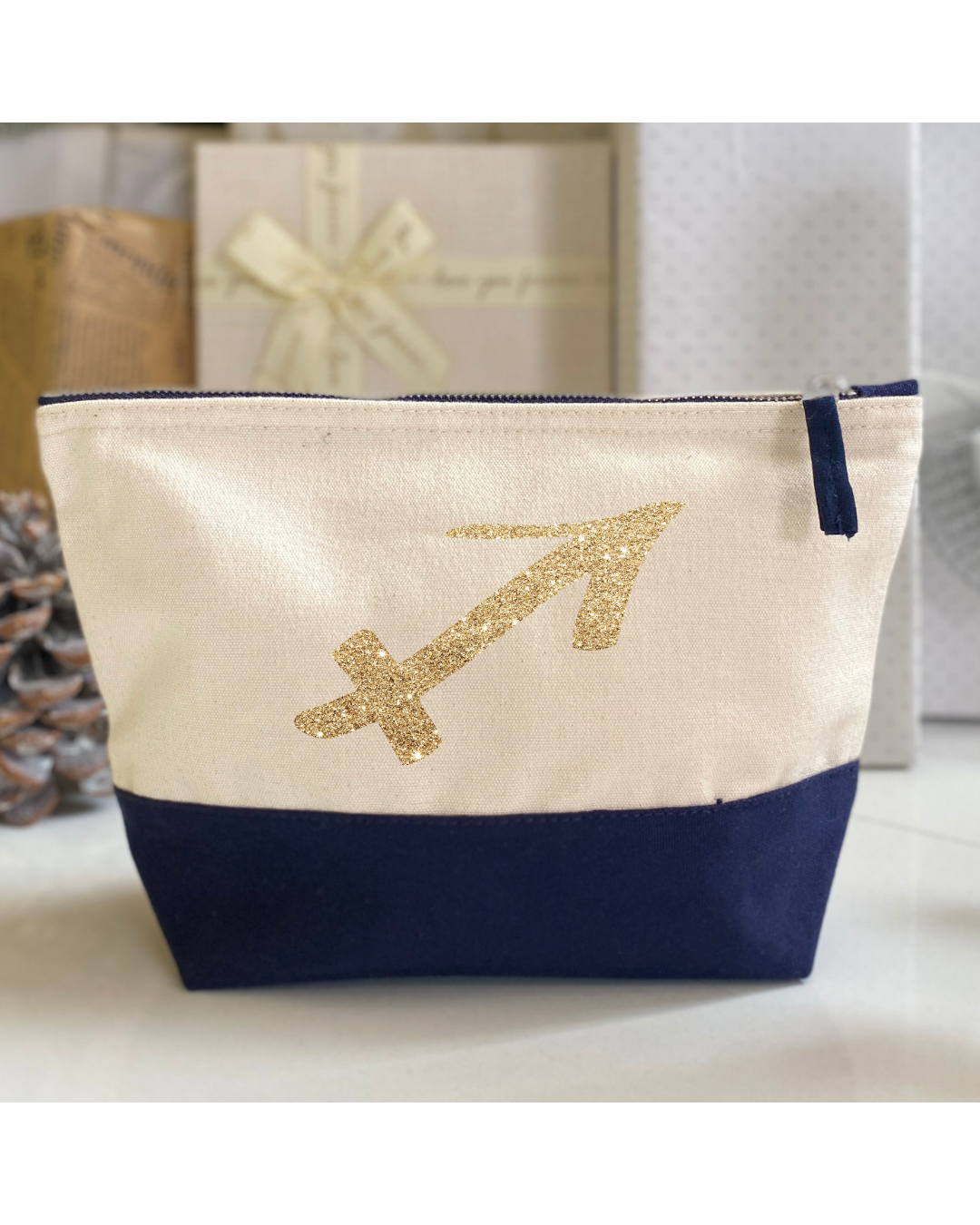 Несесер със зодия