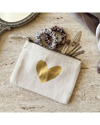 Thumbnail for Малко портмоне със сърце